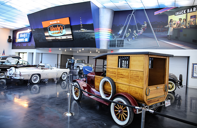 Woody's Classic Cars & Baseball Museum